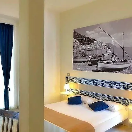 Santi E Saraceni-new 3* Salerno